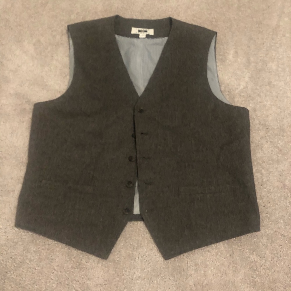 Formal grey vest